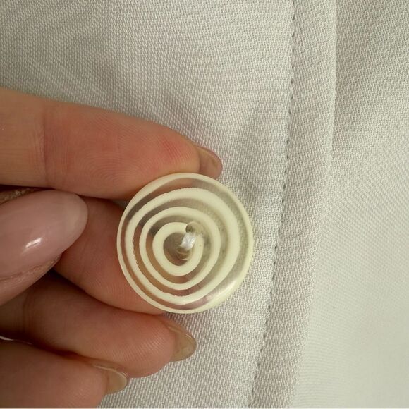 COUTURE | Vintage white vest - Picture 4 of 10